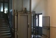 Stilaltbau im Servitenviertel !!! Ausblick in den ruhigen und begrünten Innenhof !!!