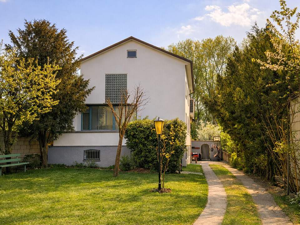 2 Familienhaus mit 2 separaten Wohneinheiten