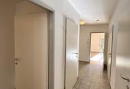 1160! GARTENWOHNUNG samt verglaster Veranda! Garagenplatz optional!