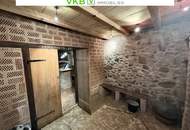 SEEWALCHEN AM ATTERSEE: Exklusives Wohn- und Arbeitsrefugium mit Weinkeller und Doppelcarport in begehrter Lage!