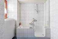 Zweifamilienhaus mit vielseitigem Gewerbebereich & exklusivem Wellnesshaus