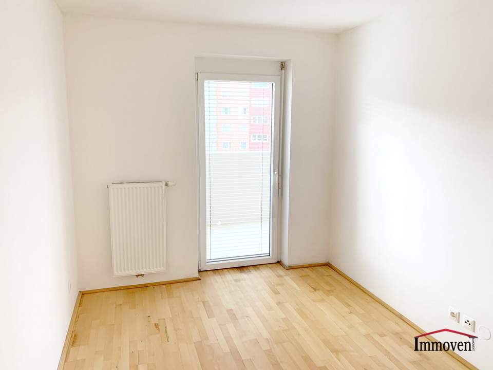 Helle 2-Zimmerwohnung mit großem Balkon