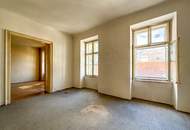 Zentrale Altbauwohnung in Biedermeierhaus nahe Rathaus und Parlament