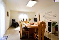 Einladendes Zweifamilienhaus in Kalsdorf bei Graz! Separate Einheiten und TOP Ausstattung, ein echtes Highlight! Finanzierung ohne Eigenkapital möglich und leistbare Rückzahlung mit flexibler Laufzeit. Jetzt Ihr Traumhaus entdecken!