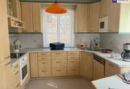 SONNENLAGE - Neuwertiges ca. 160m2 großes Traumhaus mit idyllischem Garten + Terrasse, 2 Garagen &amp; Top-Ausstattung in Ruhelage