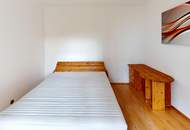 Sonnige Etagenwohnung mit Balkon und Parkplatz !