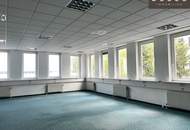 Büroflächen inkl. großer Anzahl von verfügbaren Stellplätzen