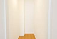 Zuhause ankommen – Dachwohnung mit sonniger Außenfläche