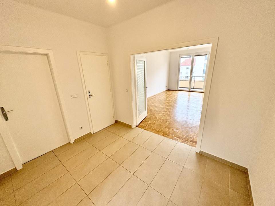 Helle, sanierte 3-Zimmer-Wohnung mit Loggia im 4. Lift-Stock – 1030 Wien