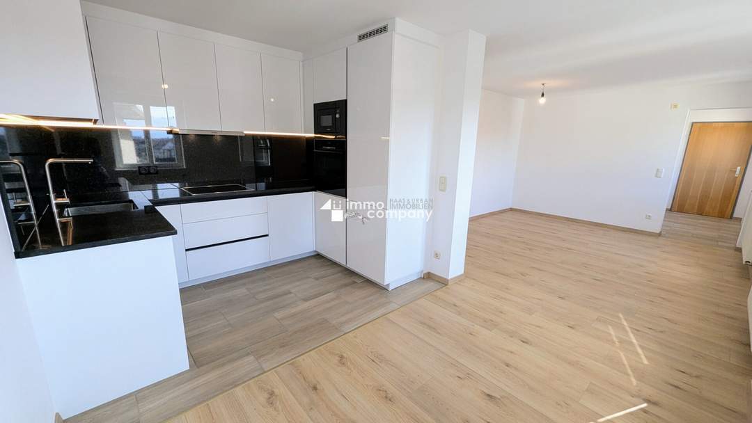 TOP INVESTITION in Lustenau - 3,5-Zimmer-Wohnung - inkl. neuer Küche und überdachten KFZ-Parkplatz