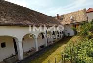 Neuer Preis Arkadenbauernhaus mit Innenhofatrium und Garten in ruhiger Lage !Bedarf Renovierung!