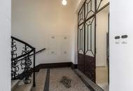 Bezugsfertige Altbauwohnung in schöner Liegenschaft