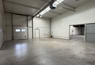 500 m² große Halle mit ca. 150 m² Bürotrakt an der Abfahrt S4 zu verkaufen