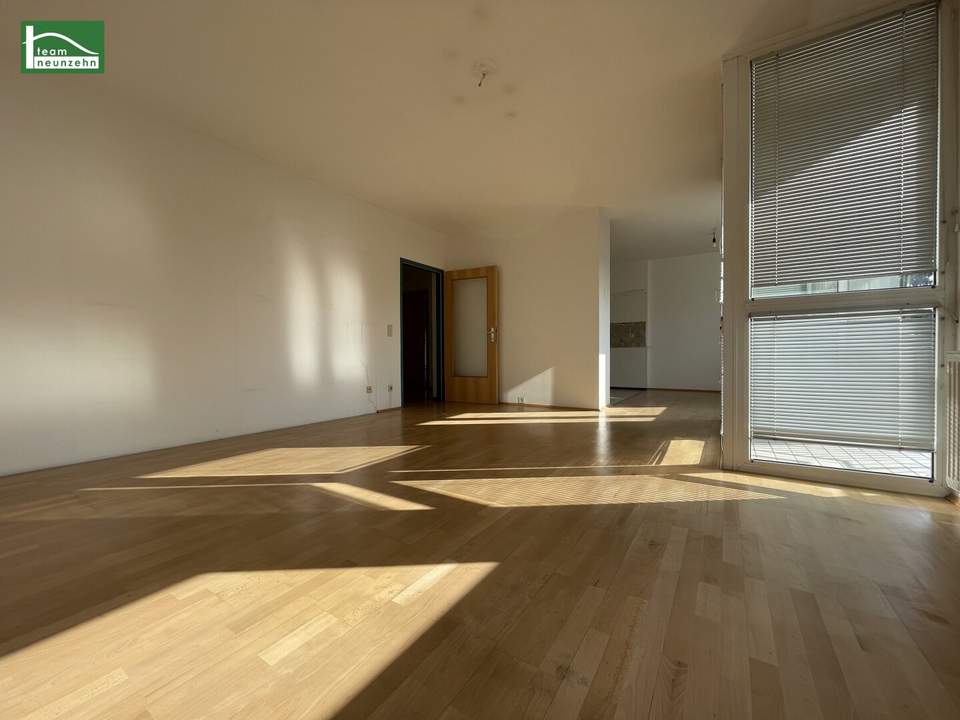 Ruhige 3-Zimmer-Wohnung mit Freifläche! Garagenplatz inklusive!