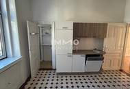 Altbauwohnung Nähe Landesregierung!