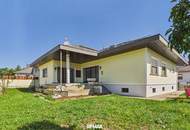 Sehr großer Bungalow mit 2 Terrassen, Keller, Dachausbaureserve, Garage mit 2 Stellplätzen