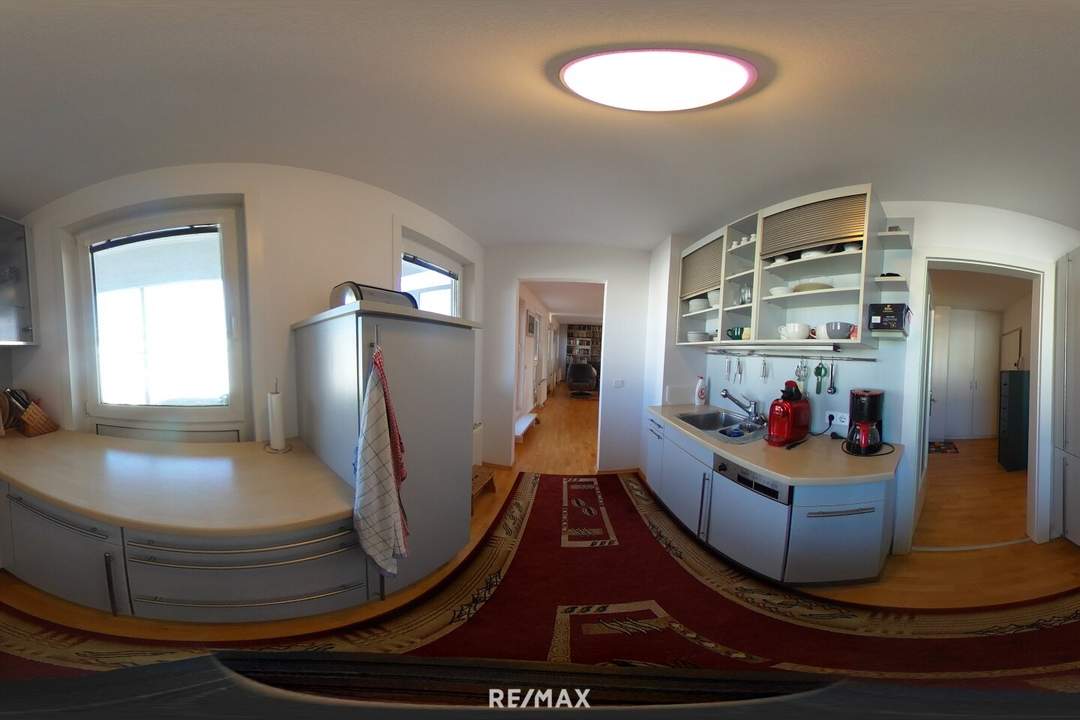 DG-Wohnung mit 2 Terrassen auf Wohnebene und phänomenalem Fernblick über Wien