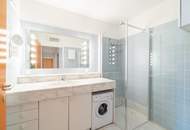 Vier Zimmer im 4. Stock, vier Minuten von der U4. Hofseitige lichtdurchflutete Neubau Dachgeschosswohnung