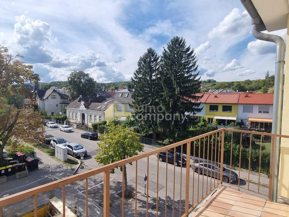 DAS SIND SCHÖNE AUSSICHTEN!! Ruhig gelegene, lichtdurchflutete FAMILIENWOHNUNG in TOP-LAGE