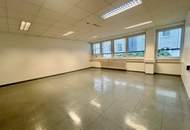 Gesamte 1. Etage in Bürogebäude bei U4 und U6! Vielfältige Möglichkeiten - Seminare, Kanzlei, Ordination, Studio uvm!