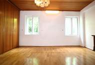 Ein-/Zweifamilienhaus mit Aussicht und Garage auf 788 m² Grund