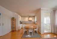 Sonnige 3-Zimmer Wohnung mit Blick ins Grüne, Loggia, Kellerraum und Tiefgaragenstellplatz.