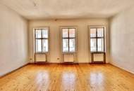 360 TOUR // DACHGESCHOSS-ALTBAUWOHNUNG IM BOTSCHAFTSVIERTEL