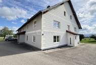 Großzügiges Landhaus mit zwei großen Wohnungen, Tenne & rund 2.000 m² Grund, Seewalchen am Attersee.