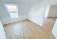 WUNDERSCHÖNE DACHGESCHOSSWOHNUNG *INKL. EINBAUKÜCHE* - SOFORT BEZIEHBAR -