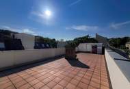 “Rare Parkside Living! Near Vienna’s Romantic English Garden!“