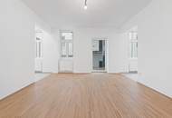 Küche mit schöner Fensterfront und Balkon in den ruhigen Innenhof, hell und freundlich!