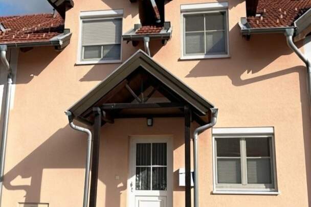 "Modernes Reihenhaus mit Pool, Keller, 2 Stellplätze&amp;Garage!", Haus-kauf, 469.000,€, 2544 Baden