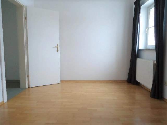 Kleine Wohnung mit großartiger Aufteilung und neuer Küche (Provisionsfrei)