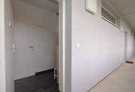 Bezugsfertige vollmöblierte 2-Zimmer-Wohnung mit Balkon