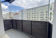 Super helle 2,5-Zimmer-Wohnung mit zwei Balkonen und cooler Lage! Gebraucht aber gut!