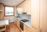 Neu adaptierte DG-Wohnung mit Terrasse und Tiefgarage