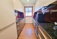 Sonnige 3-Zimmer-Dachgeschoß-Wohnung mit Balkon, Tiefgarage und bester Lage in Obertrum