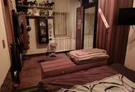 Vielseitiges Wohnhaus mit großzügigem Hof und Nebengebäuden