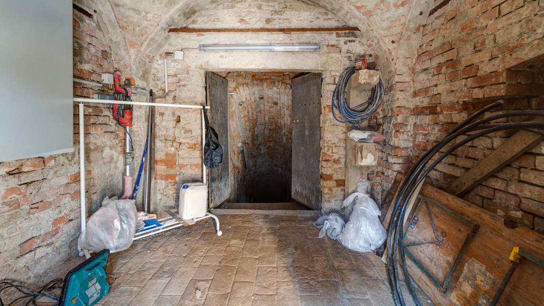 Keller im Stadtzentrum von Gänserndorf