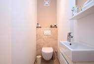 Stilvoll sanierte 4-Zimmer-Wohnung mit verglaster Loggia