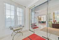 Elegante Einfamilienvilla mit Wellnessbereich & Pool in bester Lage von Mauer