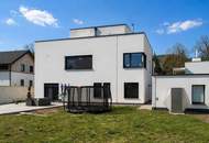 "Architektenvilla im Wienerwald Luxus Design trifft Naturidylle"