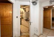 Nahe Stadtgrenze Baden - Doppelhaushälfte mit Renovierungsbedarf