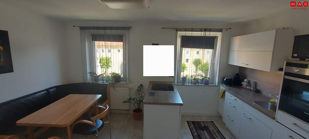 Attraktives Wohnumfeld und helle Atmosphäre im obersten Stockwerk: moderne 3-Zimmer-Wohnung überzeugt mit großzügigen Räumen, viel Tageslicht und hohem Wohnkomfort!