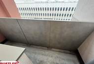 2 Zimmer Wohnung mit Balkon und Loggia