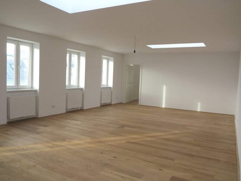 1080! Moderne 2-Zimmer Wohnung in der Josefstadt ab August 2026!