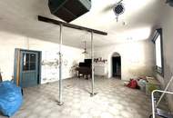 ***Mehrfamilienhaus mit Riesenpotential im Zentrum von Eisenerz***