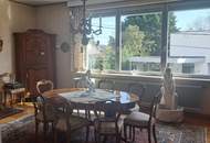 Großzügiges Anwesen am Rosenhain