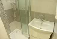 MITTEN IM DRITTEN: Möbliertes, vollausgestattetes Apartment!!! Klimaanlage!!!