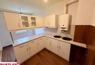 Sanierungsbedürftige 2 Zimmerwohnung mit hofseitigen Balkon - freier Mietzins